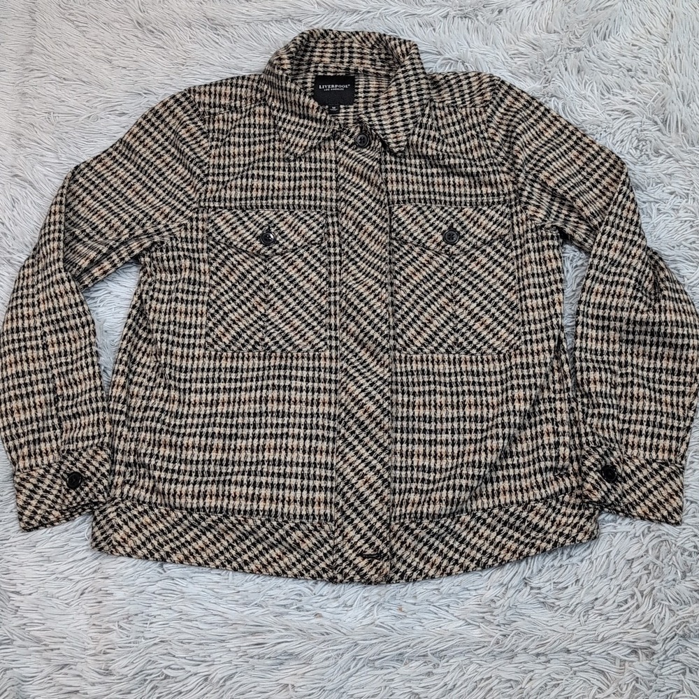 Liverpool Jacket Womens‎ M Beige Coat Cozy Casual Pockets Comfort Zip Up Preppy